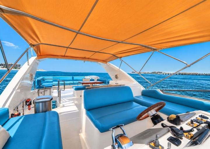 Bluemoon 64ft private yacht charter in Dubai — photo 4