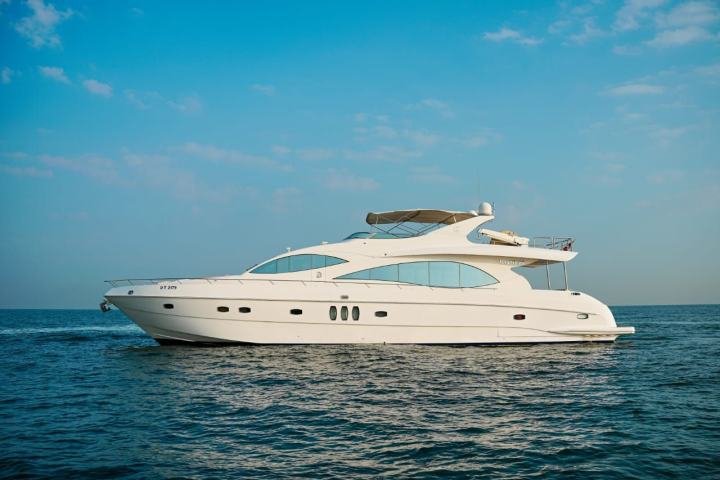 Majesty 88ft private yacht charter in Dubai — photo 1