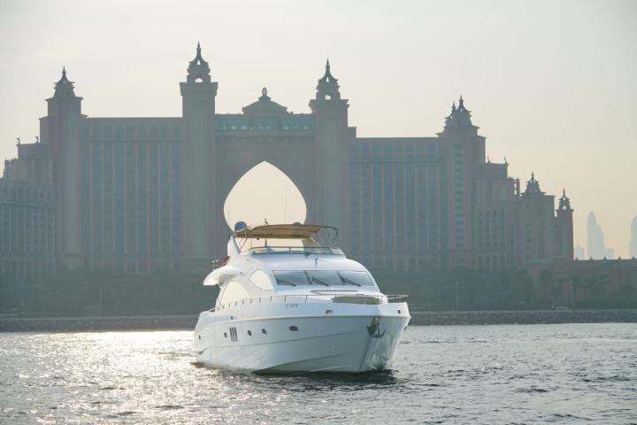 Majesty 88ft private yacht charter in Dubai — photo 5