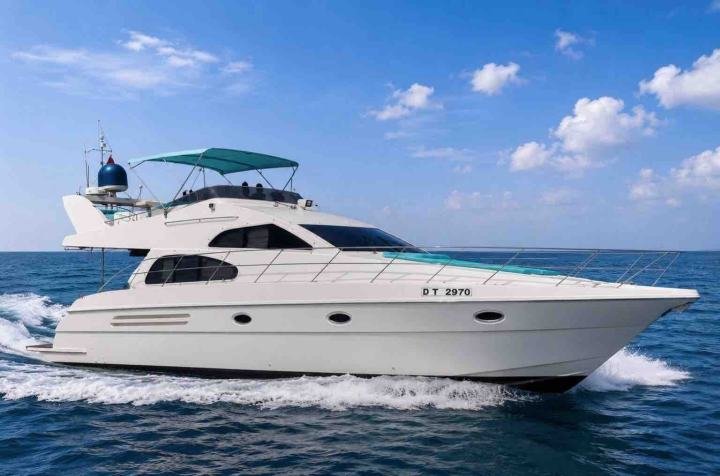 Onyx 47ft yacht in Dubai
